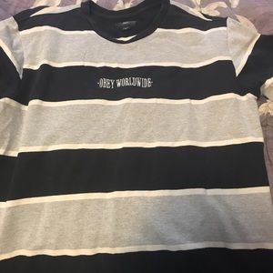 Obey crew neck M
